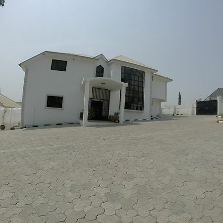 Ironhouse Guest Suites Mobushipe Exterior photo