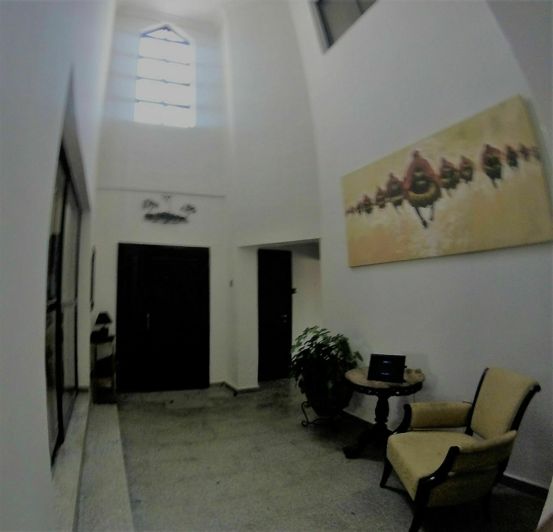 Ironhouse Guest Suites Mobushipe Exterior photo